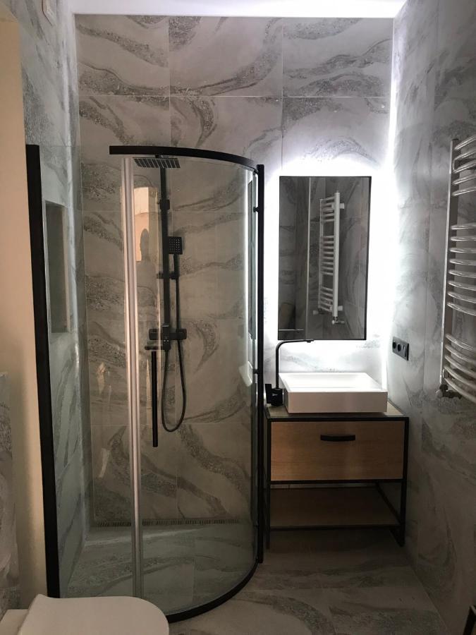 New Apartment Vivita Ужгород Екстериор снимка