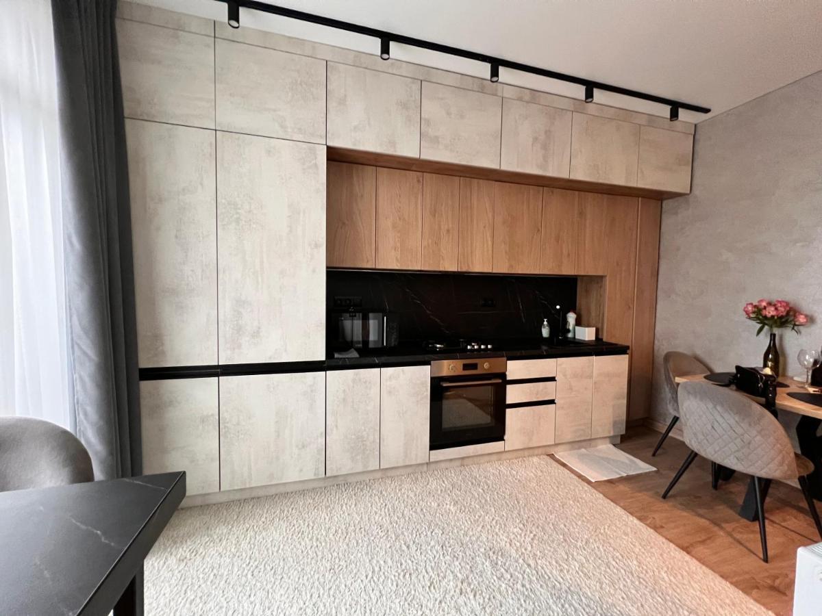 New Apartment Vivita Ужгород Екстериор снимка