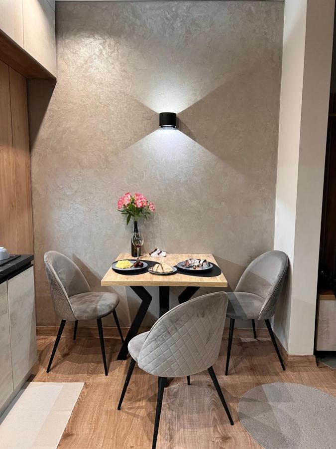 New Apartment Vivita Ужгород Екстериор снимка