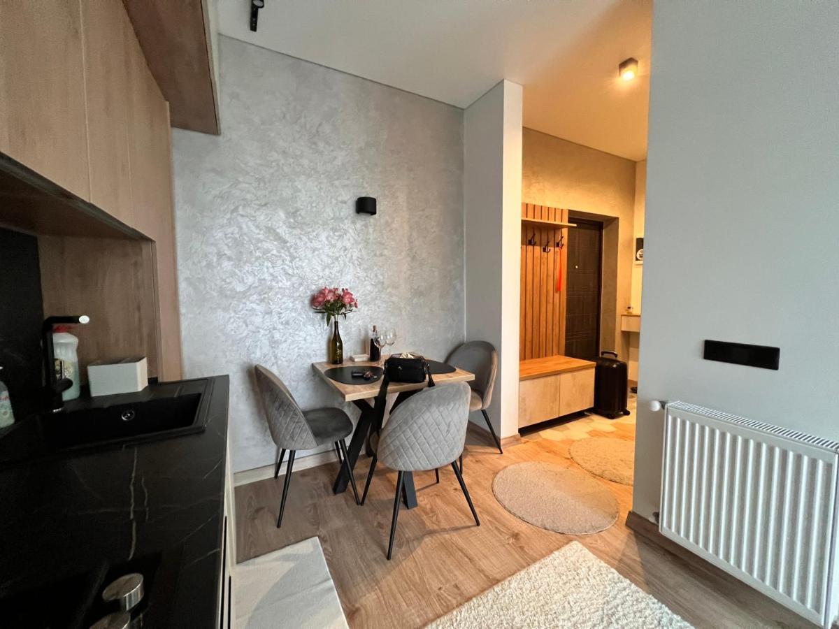 New Apartment Vivita Ужгород Екстериор снимка